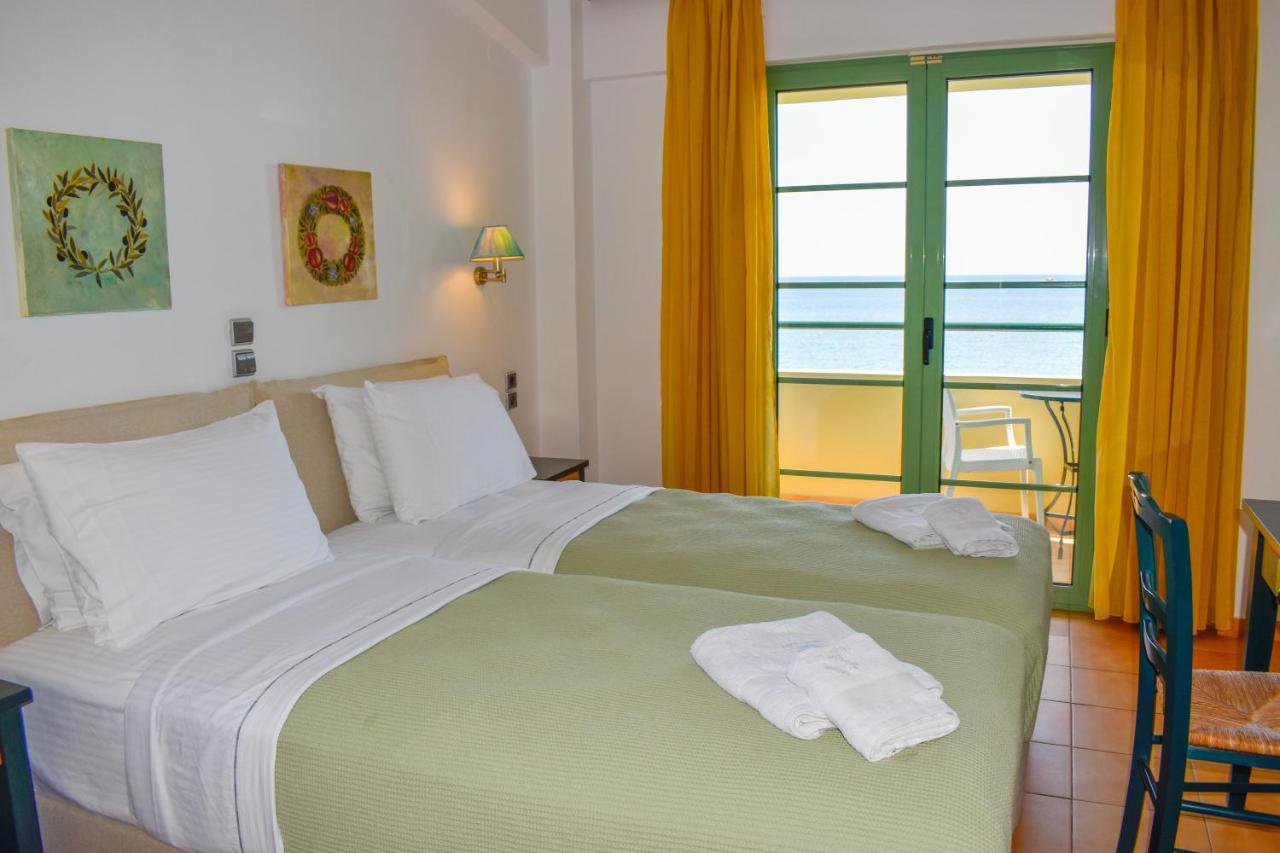 Hotel Dafni Skiathos Town Exterior photo